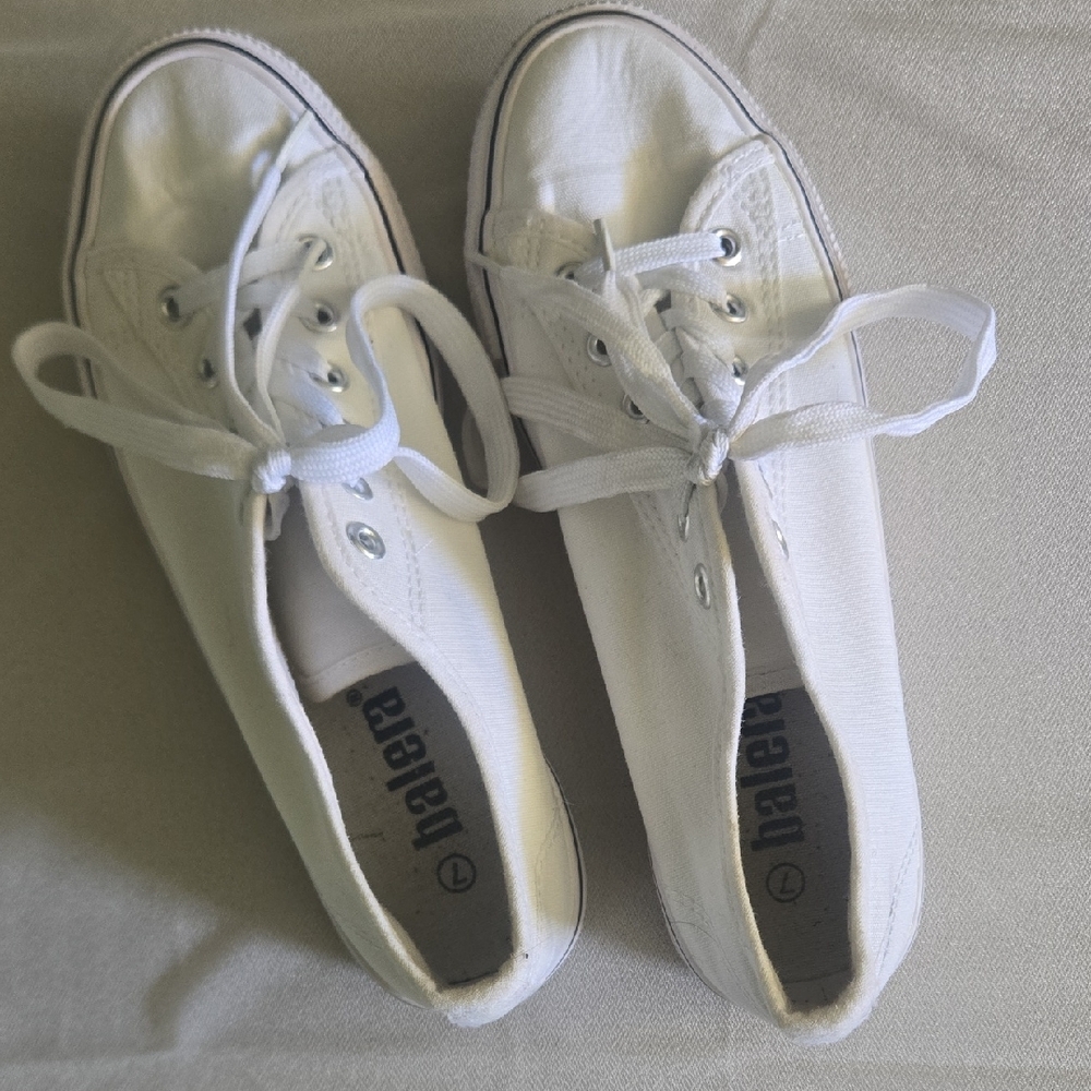 Balera White Canvas Sneakers Low-Top Casual
